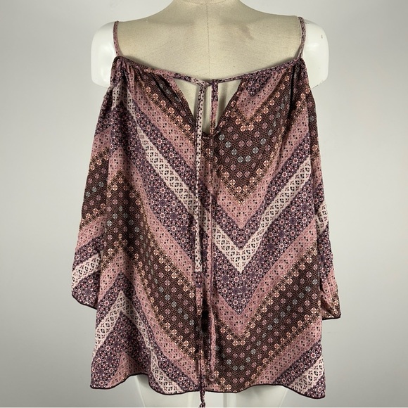 🌟Adora cold shoulder bohemian Top S - Picture 3 of 12
